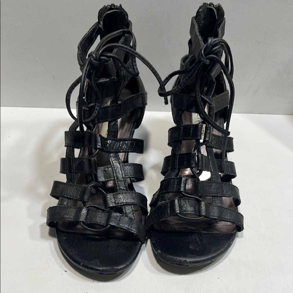 Black Strappy Women's Sandals - Picture 4 of 8